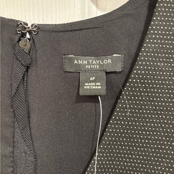 Ann Taylor Gray Dress V-Neck Cap Sleeve - Picture 3 of 4